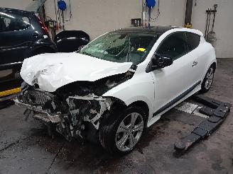 Uttjänta bilar auto Renault Mégane Megane III Coupe (DZ) Hatchback 3-drs 2.0 16V TCe 180 (F4R-870(F4R-L8)=
) [132kW]  (11-2008/08-2015) 2010