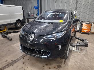  Renault Zoé Zoé (AG) Hatchback 5-drs 65kW (5AM-450(5AM-B4)) [65kW]  (06-2012/03-=
2024) 2013