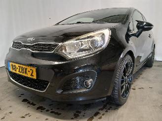 krockskadad bil auto Kia Rio Rio III (UB) Hatchback 1.2 CVVT 16V (G4LA5) [63kW]  (09-2011/12-2017) 2012/10