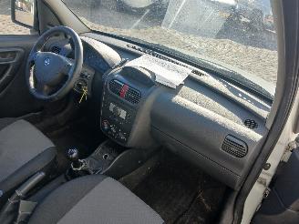 Opel Combo Combo (Corsa C) Van 1.4 16V Twin Port (Z14XEP(Euro 4)) [66kW]  (10-200=
4/02-2012) picture 7