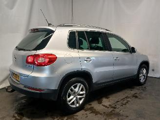 Volkswagen Tiguan Tiguan (5N1/2) SUV 2.0 TDI 16V 4Motion (CBAA) [100kW]  (11-2007/07-201=
8) picture 6