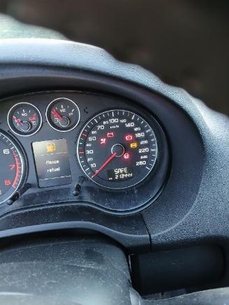 Audi A3 A3 (8P1) Hatchback 3-drs 1.4 TFSI 16V (CAXC) [92kW]  (09-2007/08-2012)= picture 2