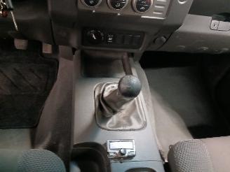 Nissan Navara Navara (D40) Pick-up 2.5 dCi 16V 4x4 (YD25DDTi) [126kW]  (10-2006/07-2=
010) picture 17