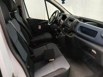 Opel Vivaro Vivaro Van 1.6 CDTI 95 Euro 6 (R9M-413(R9M-H4)) [70kW]  (03-2016/12-20=
19) picture 9