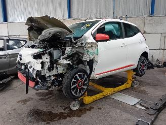 Uttjänta bilar auto Toyota Aygo Aygo (B40) Hatchback 1.0 12V VVT-i (1KR-FE) [53kW]  (03-2018/...) 2019/2