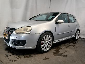 Volkswagen Golf Golf V (1K1) Hatchback 2.0 GTI 16V (AXX) [147kW]  (10-2004/02-2009) picture 3