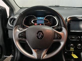 Renault Clio Clio IV Estate/Grandtour (7R) Combi 5-drs 0.9 Energy TCE 90 12V (H4B-4=
00(H4B-A4)) [66kW]  (01-2013/08-2021) picture 18