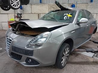 Vrakbiler auto Alfa Romeo Giulietta Giulietta (940) Hatchback 1.4 TB 16V MultiAir (940.A.2000) [125kW]  (0=
4-2010/10-2018) 2013/0