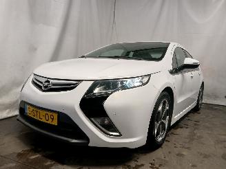 Avarii autoturisme Opel Ampera Ampera Hatchback 1.4 16V (A14XFL(Euro 5)) [63kW]  (11-2011/03-2015) 2013/12