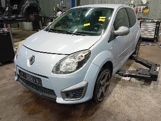Vrakbiler auto Renault Twingo Twingo II (CN) Hatchback 3-drs 1.6 16V RS (K4M-854(K4M-N8)) [98kW]  (0=
5-2008/09-2014) 2009/1