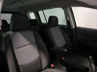 Mazda 5 5 (CR19) MPV 1.8i 16V (L823) [85kW]  (02-2005/05-2010) picture 8