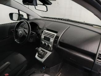 Mazda 5 5 (CR19) MPV 1.8i 16V (L823) [85kW]  (02-2005/05-2010) picture 9