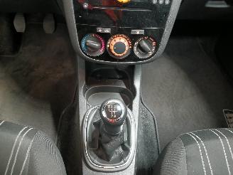 Opel Corsa Corsa D Hatchback 1.4 16V Twinport (A14XER(Euro 5)) [74kW]  (12-2009/0=
8-2014) picture 18