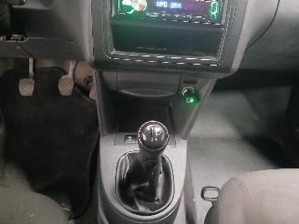 Volkswagen Caddy Caddy III (2KA,2KH,2CA,2CH) Van 1.6 TDI 16V (CAYE) [55kW]  (08-2010/05=
-2015) picture 18