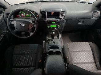 Kia Sorento Sorento I (JC) SUV 3.3 V6 24V (G6DB) [182kW]  (02-2007/10-2009) picture 12