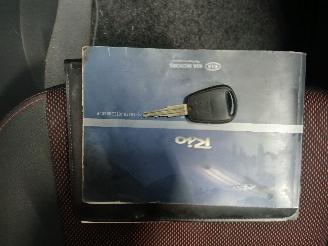 Kia Rio Rio II (DE) Hatchback 1.4 16V (G4EE) [71kW]  (03-2005/12-2011) picture 19