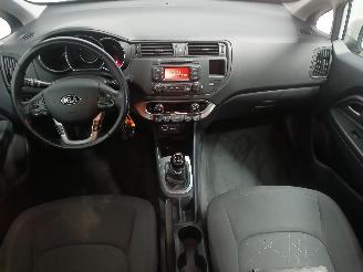 Kia Rio Rio III (UB) Hatchback 1.1 CRDi VGT 12V (D3FA) [55kW]  (09-2011/12-201=
7) picture 11