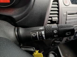 Hyundai I-20 i20 Hatchback 1.2i 16V (G4LA) [57kW]  (09-2008/12-2012) picture 17