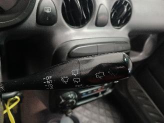 Hyundai Atos Atos Hatchback 1.1 12V (G4HD) [43kW]  (05-2003/05-2005) picture 15