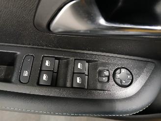 Peugeot 208 208 II (UB/UH/UP) Hatchback 5-drs 1.2 Vti 12V PureTech 100 (EB2ADTDB(H=
NE)) [74kW]  (06-2019/...) picture 13