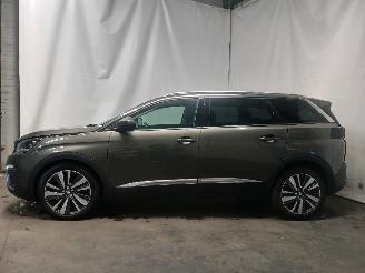 Peugeot 5008 5008 II (M4/MC/MJ/MR) MPV 1.2 12V e-THP PureTech 130 (EB2ADTS(HNS)) [9=
6kW]  (12-2016/12-2024) picture 4