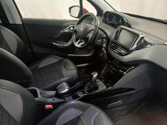 Peugeot 2008 2008 (CU) MPV 1.2 12V e-THP PureTech 110 (EB2DT(HNZ)) [81kW]  (01-2015=
/12-2019) picture 9