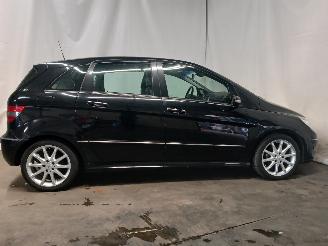 Mercedes B-klasse B (W245) Hatchback 1.7 B-170 16V (M266.940) [85kW]  (03-2005/11-2011) picture 6