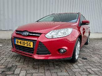 škoda osobní automobily Ford Focus Focus 3 Wagon Combi 1.0 Ti-VCT EcoBoost 12V 125 (M1DA(Euro 5)) [92kW] =
 (02-2012/05-2018) 2013/12