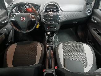 Fiat Punto Punto III (199) Hatchback 0.9 TwinAir (312.A.2000) [63kW]  (03-2012/..=
=2E) picture 11