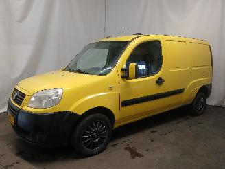 Fiat Doblo Doblo Cargo (223) Van 1.6 16V (182.B.6000(Euro 3)) [76kW]  (10-2001/10=
-2005) picture 3