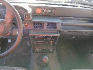 Daihatsu Feroza Feroza Soft Top (F300) Terreinwagen 1.6 DX,EL,SE 16V (HD-E) [70kW]  (1=
0-1988/12-1997) picture 15