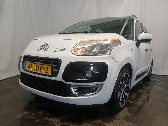 krockskadad bil auto Citroën C3 C3 Picasso (SH) MPV 1.6 16V VTI 120 (EP6(5FW)) [88kW]  (02-2009/10-201=
7) 2009/4