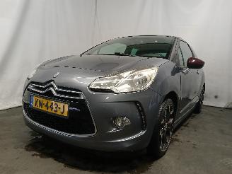 Voiture accidenté Citroën DS3 DS3 (SA) Hatchback 1.6 16V VTS THP 155 (EP6DT(5FR)) [115kW]  (11-2009/=
07-2015) 2010/10