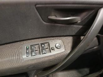 BMW X3 X3 (E83) SUV 3.0i xDrive 24V (M54-B30(306S3)) [170kW]  (09-2003/07-200=
6) picture 13