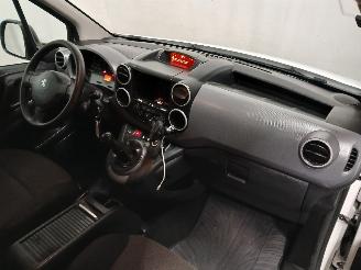 Peugeot Partner Partner (GC/GF/GG/GJ/GK) Van 1.6 HDI, BlueHDI 75 (DV6FE(BHW)) [55kW]  =
(07-2011/12-2018) picture 8