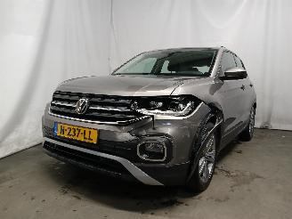 Schadeauto Volkswagen T-Cross T-Cross SUV 1.0 TSI 110 12V (DLAA) [81kW]  (06-2020/...) 2021/12