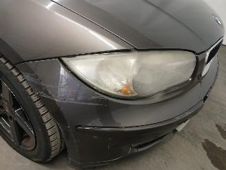 BMW 1-serie 1 serie (E81) Hatchback 3-drs 116i 1.6 16V (N43-B16A) [90kW]  (03-2007=
/12-2011) picture 22