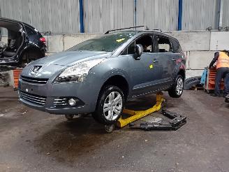 Uttjänta bilar auto Peugeot 5008 5008 I (0A/0E) MPV 1.6 THP 16V (EP6CDT(5FV)) [115kW]  (09-2009/03-2017=
) 2011/3