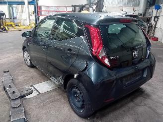 Toyota Aygo Aygo (B40) Hatchback 1.0 12V VVT-i (1KR-FE) [53kW]  (03-2018/...) picture 4
