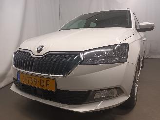 damaged passenger cars Skoda Fabia Fabia III Combi (NJ5) Combi 5-drs 1.0 TSI 12V (DKLD) [70kW]  (08-2014/=
12-2022) 2020/7