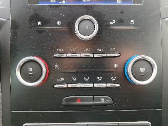 Renault Mégane Megane IV Estate (RFBK) Combi 5-drs 1.3 TCE 140 16V (H5H-450(H5H-A4)) =
[103kW]  (01-2018/...) picture 18