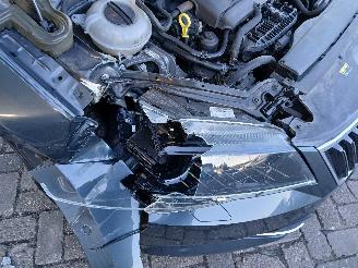 Skoda Superb Superb (3V3) Liftback 1.8 TSI 16V (CJSA) [132kW]  (03-2015/06-2024) picture 31