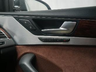 Audi A8 A8 (D4) Sedan 4.2 V8 40V FSI Quattro (CDRA) [273kW]  (11-2009/12-2012)= picture 23