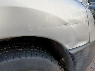 Volkswagen Transporter Transporter T5 Van 2.5 TDi (BNZ) [96kW]  (04-2003/11-2009) picture 25