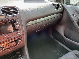 Volkswagen Golf Golf VI (5K1) Hatchback 1.2 TSI BlueMotion (CBZB) [77kW]  (11-2008/11-=
2012) picture 14