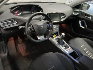 Peugeot 308 308 (L3/L8/LB/LH/LP) Hatchback 5-drs 1.6 16V THP (EP6CDT(5FA)) [92kW] =
 (09-2013/06-2021) picture 11