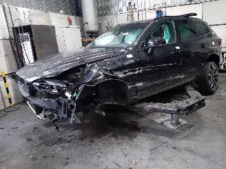 skadebil auto Volvo Xc-60 XC60 II (UZ) SUV 2.0 T6 16V Plug-in Hybrid AWD (B4204T46) [250kW]  (04=
-2021/...) 2021/6