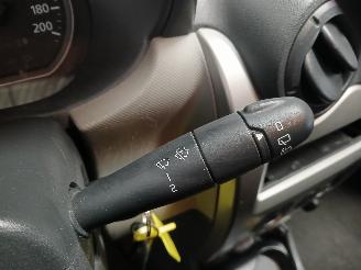 Dacia Sandero Sandero I (BS) Hatchback 1.2 16V (D4F-732(D4F-F7)) [55kW]  (11-2008/12=
-2012) picture 14