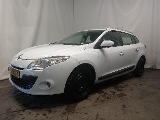 Renault Mégane Megane III Grandtour (KZ) Combi 5-drs 1.5 dCi 90 (K9K-834(K9K-H8)) [66=
kW]  (05-2009/04-2016) picture 2