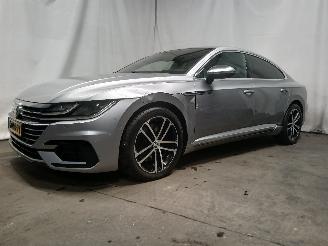 Volkswagen Arteon Arteon (3HAB) Hatchback 5-drs 2.0 TSI 16V 4Motion (DJHC) [206kW]  (04-=
2017/...) picture 3